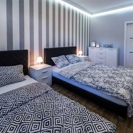 Apartament Zeglarska Loft U4 Gizycko Exterior photo